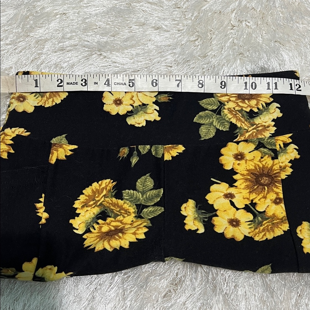 BUNDLE of 2 Print Brushed Fabric High Rise Stretchy Bike Shorts Small (3-5) - Picture 11 of 12